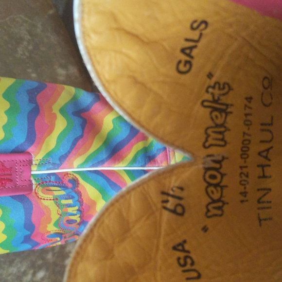 TIN HAUL "Neon Melt"  💙 💛 🧡 🩷 💚 leather cowgirl boots square toe sz 6.5 EUC - Picture 15 of 16
